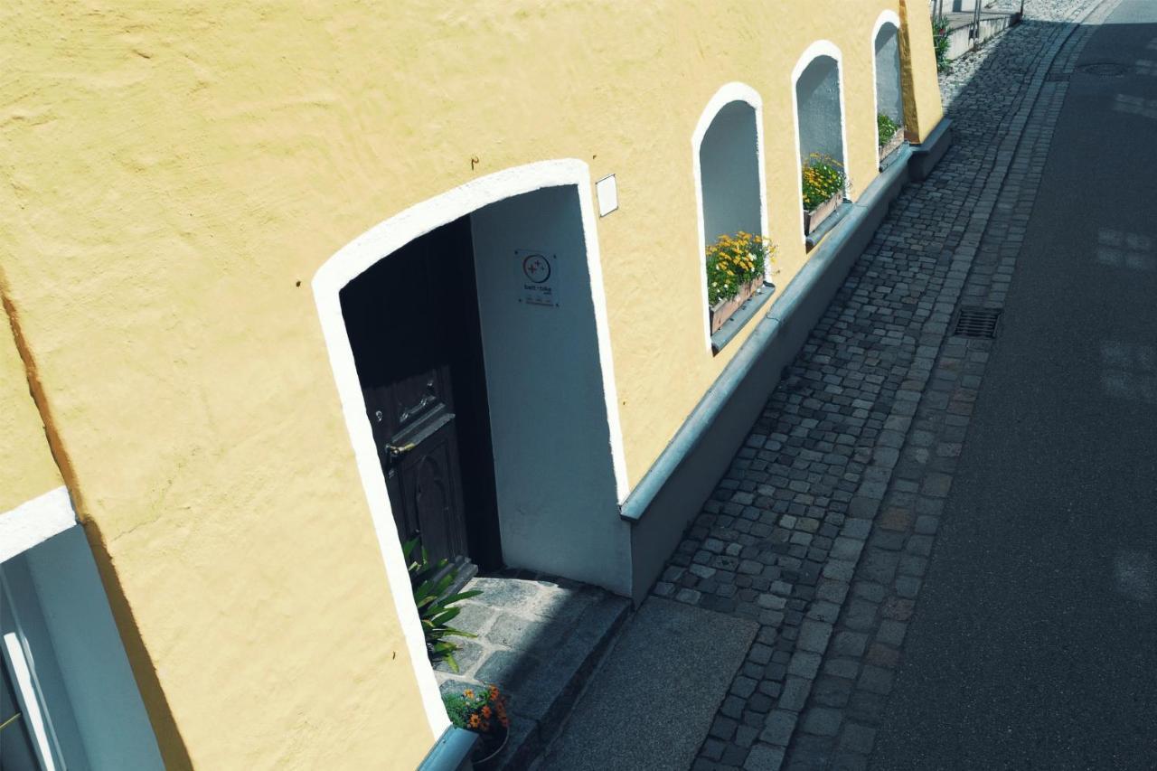 Stilvolle Wohnung Auf 50 M² Mit Parkplatz Und Wifi Kraiburg am Inn المظهر الخارجي الصورة